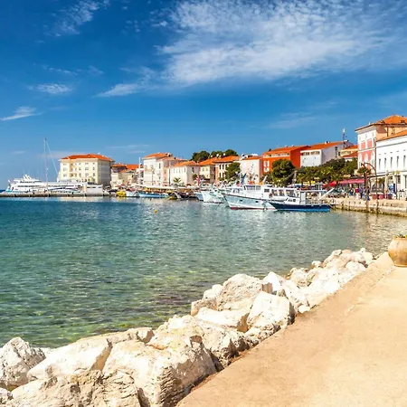 In With One-bedroom 17 Porec