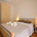 In With One-bedroom 17 Apartamento